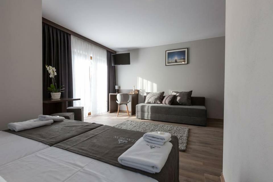Deluxe Double Room Balcony